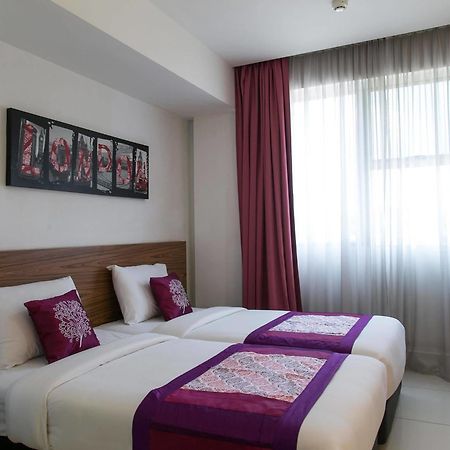 Oyo 180 V Hotel กัวลาลัมเปอร์ ภายนอก รูปภาพ