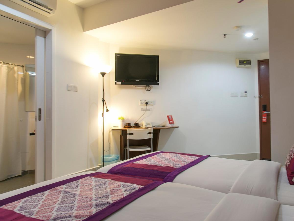 Oyo 180 V Hotel กัวลาลัมเปอร์ ภายนอก รูปภาพ