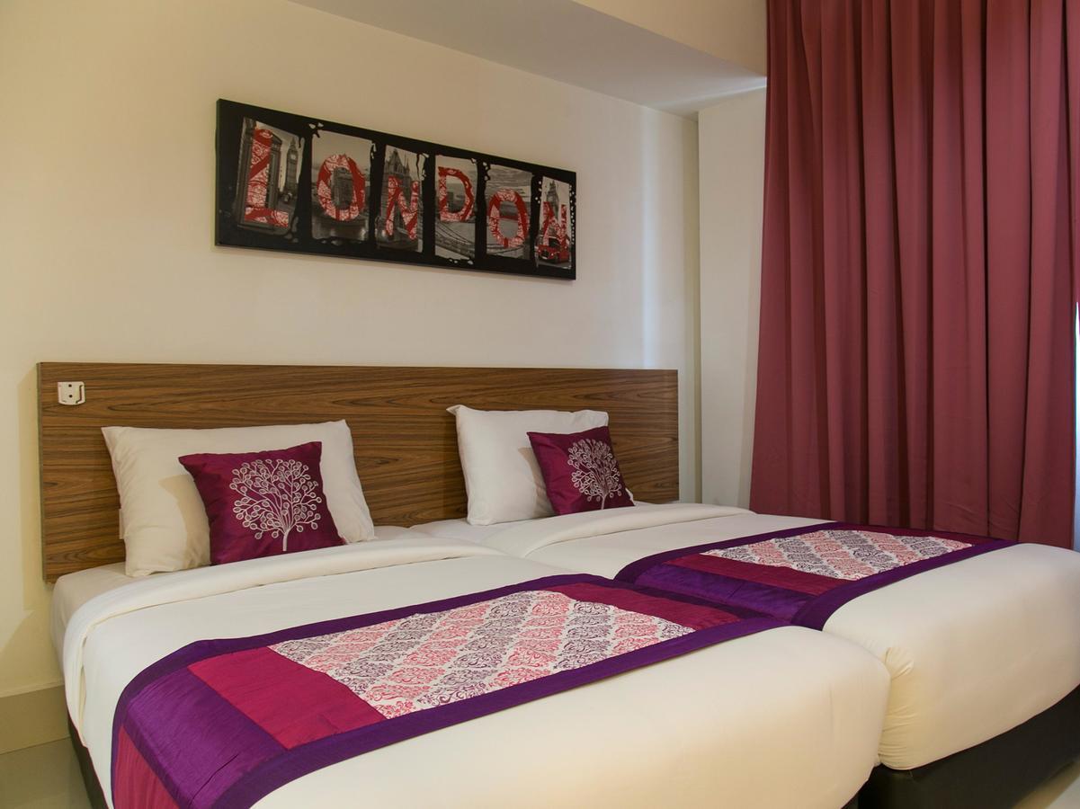 Oyo 180 V Hotel กัวลาลัมเปอร์ ภายนอก รูปภาพ